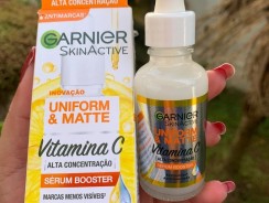 Sérum Facial Antimarcas Garnier Uniform & Matte Vitamina C, 15ml