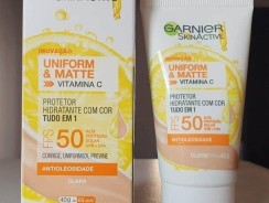 Protetor Hidratante Facial Garnier Uniform & Matte Vitamina C FPS 50 Cor , 40g