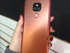 Smartphone Motorola Moto E7 Plus 64GB Bronze Âmbar – 4G Octa-Core 4GB RAM 6,5” Câm. Dupla + Selfie 8MP