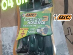 Aparelho de Barbear BIC Comfort 3 Advance, Pele Sensível, Verde, c/ Fita Lubrificante, 9298501, Embalagem Leve 4 Pague 3