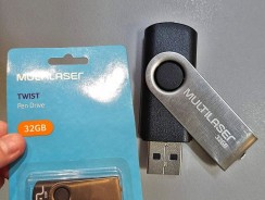 -Pen Drive Twist 2.0 32GB USB Leitura 10MB/s e Gravação 3MB/s Preto Multilaser —