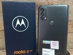 Smartphone Motorola Moto E40 64GB Grafite – 4GB RAM Tela 6,5” Câm. Tripla + Selfie 8MP